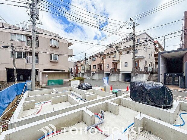 表現された空間は豊かな光と風を纏い、暮らしの時間を豊かにしてくれます。