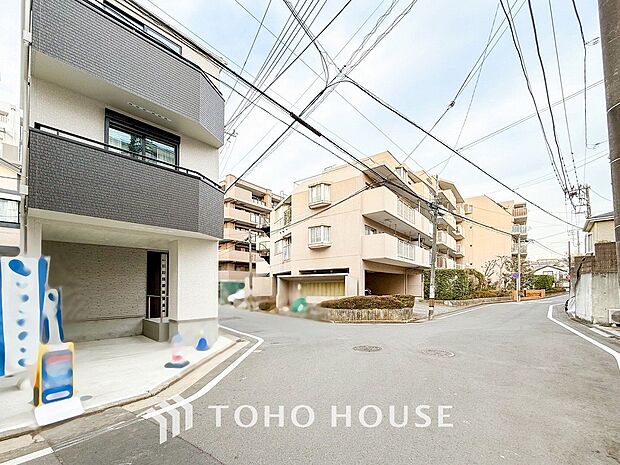 忙しく過ぎゆく日常を置き去るほど、ゆったりした時間が流れる住環境。