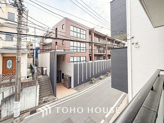 開放的で気持ちの良い眺望と青い空を満喫できます。