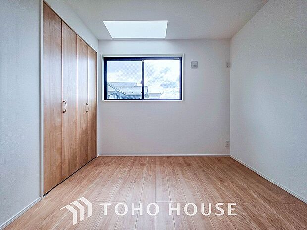 収納スペースもあり、生活しやすい居住スペースです。