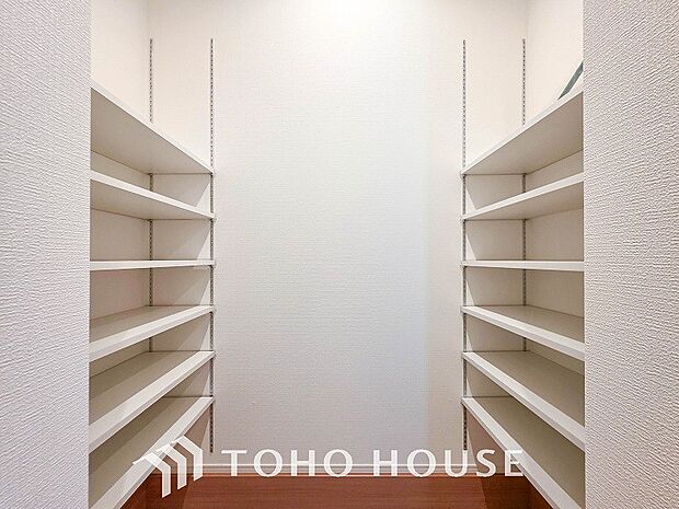 大容量の収納スペースで住空間はスッキリ広々。