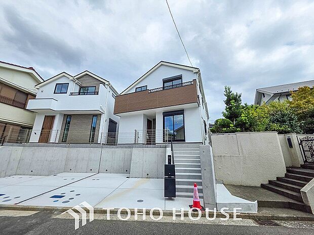 忙しく過ぎゆく日常を置き去るほど、ゆったりした時間が流れる住環境。