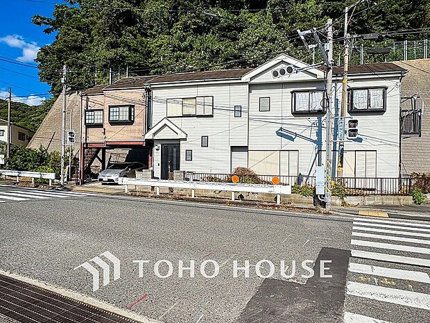 落ち着きのある閑静な住宅街。きっとここからご家族のかけがえのない想い出が作られることでしょう。