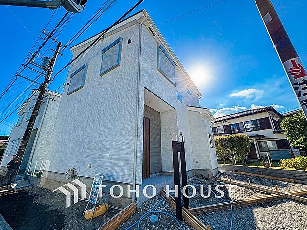 時代の流れに惑わされないシックなカラートーンで街並みに溶け込む外観。