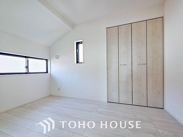 収納スペースもあり、生活しやすい居住スペースです。