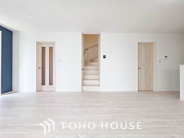 一日の中で多くの時間を過ごすことになる住まいだからこそ、いつも穏やかな空間であるように心掛けています