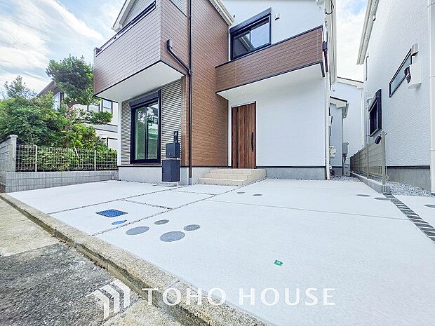 カースペースもゆとりある空間を保っています。