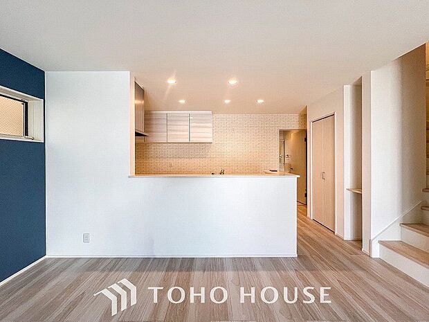 一日の中で多くの時間を過ごすことになる住まいだからこそ、いつも穏やかな空間であるように心掛けています