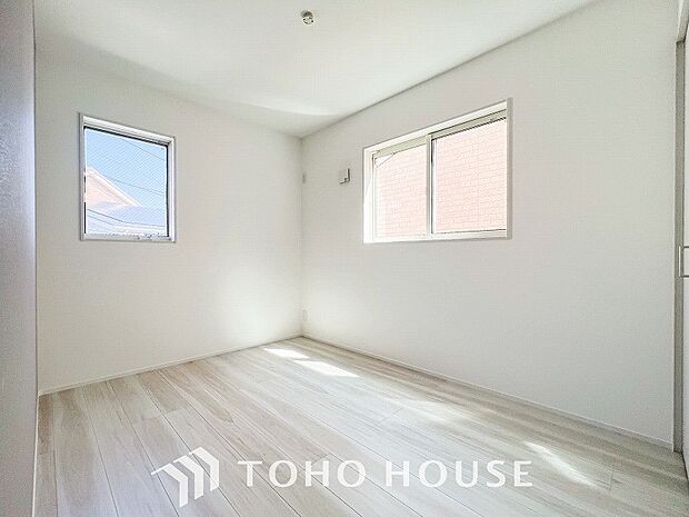 環境の良い場所にセンス良く暮らしたい、こだわりの室内には至福のシーンが繰り広げられます。