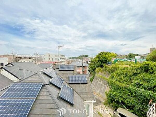 開放的で気持ちの良い眺望と青い空を満喫できます。