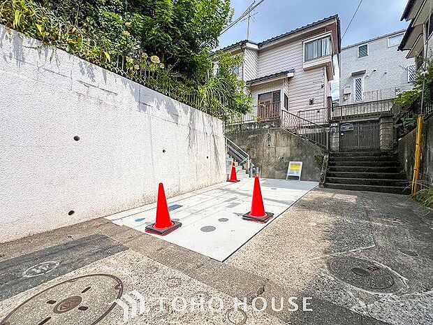 カースペースもゆとりある空間を保っています。