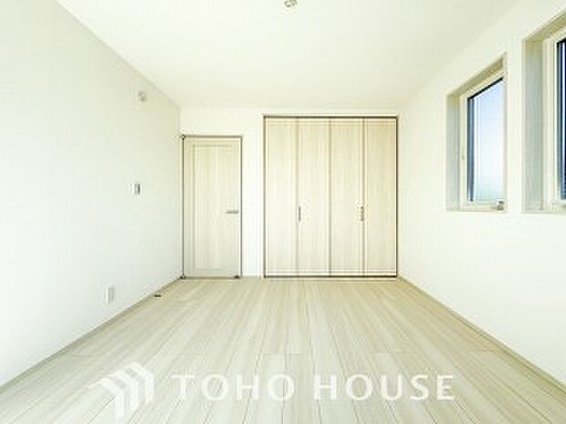 環境の良い場所にセンス良く暮らしたい、こだわりの室内には至福のシーンが繰り広げられます。