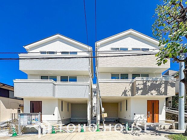 風を感じ青い空から太陽の恵みを感じる温もり溢れる佇まい。