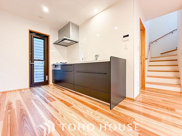 家族の健康を支えるキッチン。毎日使う場所だから気持よく使えて、居心地の良い空間に。