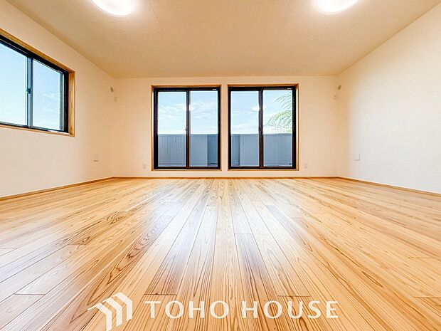 家族一人ひとりの大切なプライベート空間。感性で個性的に飾って頂けるようシンプルに仕上げてあります。