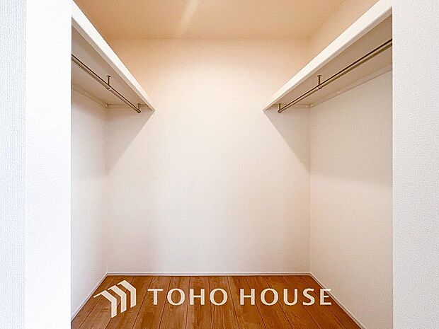 ウォークインクロゼットのある住まいで収納上手な生活。