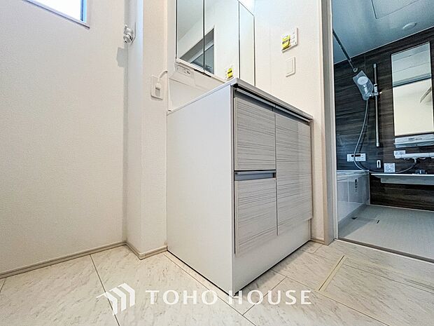 清潔感のあるカラーで統一されたプライベート空間。