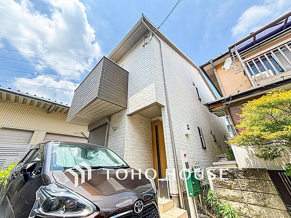 敷地内に駐車スペースあり。日々の暮らしをスムーズに。