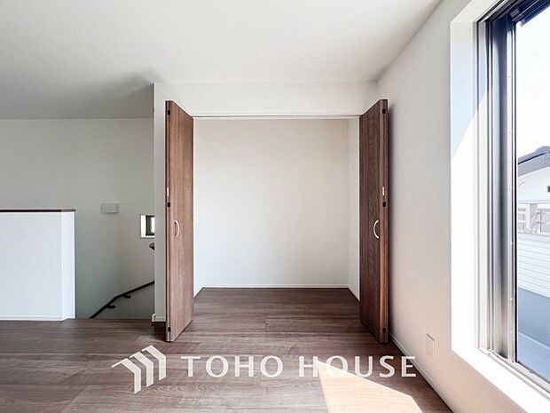 空間を余すところなく有効利用した収納は生活空間をより上質なものにしてくれるでしょう。