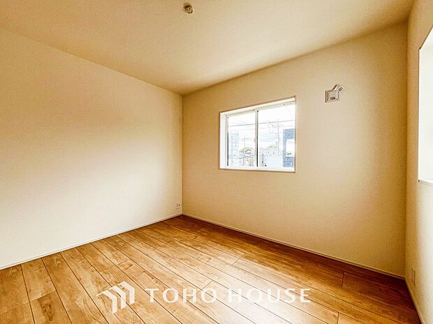 1日の疲れを癒し、心地よく寛げるようゆったりとした広さを確保しています。