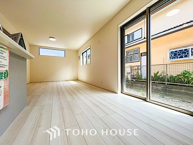 落ち着いた雰囲気に包まれた伸びやかな空間で、ゆったりと家族団らんの時間を過ごせます。