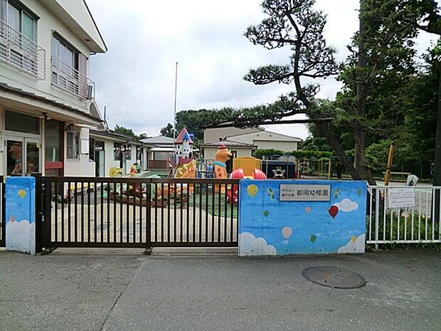 年間を通して、水泳・体操・音楽・造形などさまざまな角度から幼児教育を行っています。