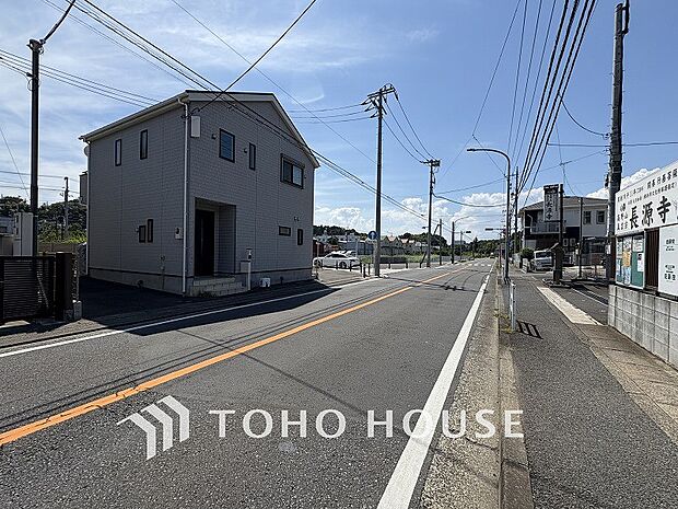 忙しく過ぎゆく日常を置き去るほど、ゆったりした時間が流れる住環境。