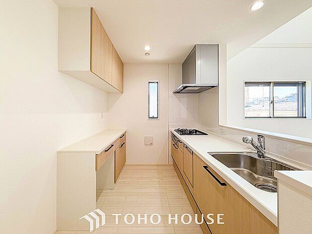 家族の健康を支えるキッチン。毎日使う場所だから気持よく使えて、居心地の良い空間に。