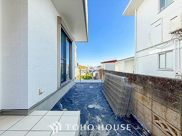 毎日の暮らしの中に癒しを与えてくれるお庭スペース。