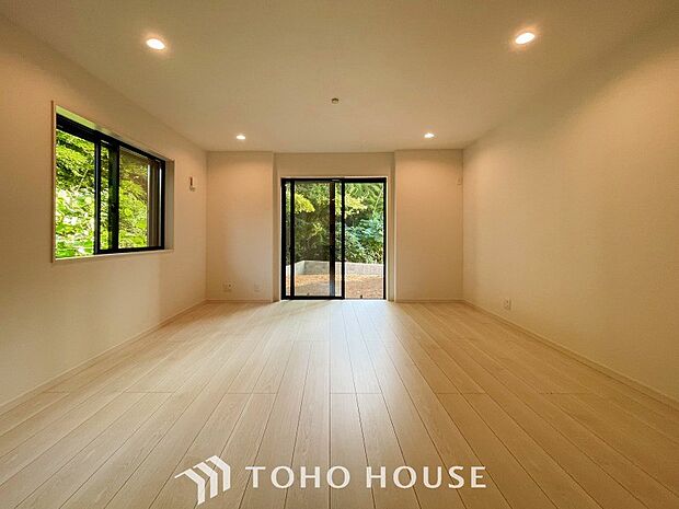 ご家族やお客様との時間など、多くの時を刻む空間。何気なく過ぎる時でさえも上質なひと時に。