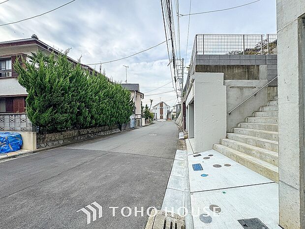 忙しく過ぎゆく日常を置き去るほど、ゆったりした時間が流れる住環境。