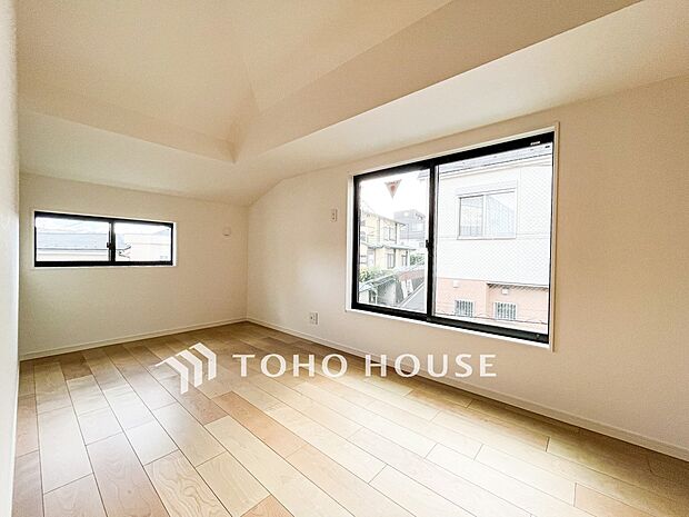 1日の疲れを癒し、心地よく寛げるようゆったりとした広さを確保しています。