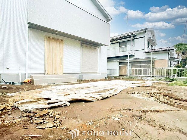 敷地内に駐車スペースがあると、日々の暮らしのをスムーズに運ぶ事が出来ます。