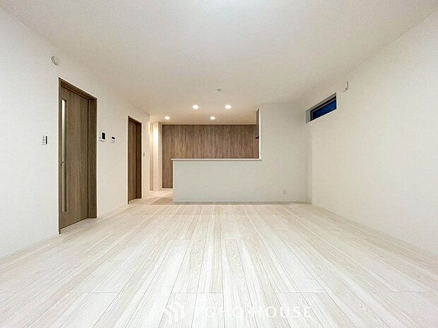 カースペースもゆとりある空間を保っています。