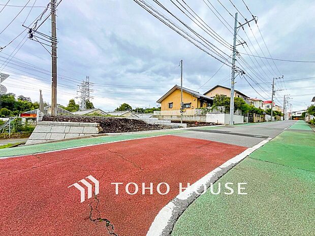 毎日のお散歩も快適な、緑に恵まれた閑静な住宅地。