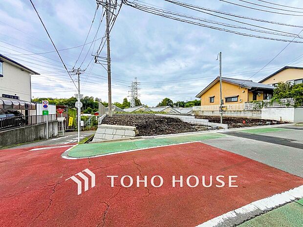 時間のゆとりと空間、爽やかな陽光がもたらす光と風を贅沢なまでに感じる暮らしが始まります。