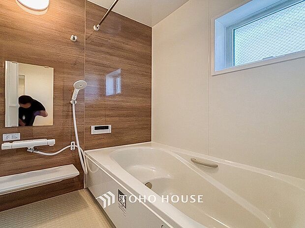 一日の疲れが癒される優雅な時間を堪能できるゆとりあるバスルームです。