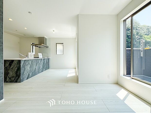 ご家族やお客様との時間など、多くの時を刻む空間。何気なく過ぎる時でさえも上質なひと時に。