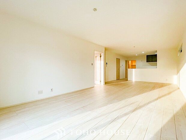 空気感という居心地の良いBGMは、暮らしのステージを彩り、心のやすらぎと満足感を与えてくれます。