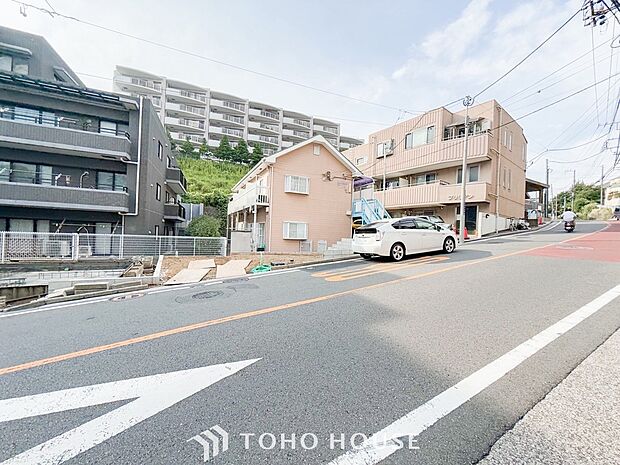 落ち着きのある閑静な住宅街。きっとここからご家族のかけがえのない想い出が作られることでしょう。