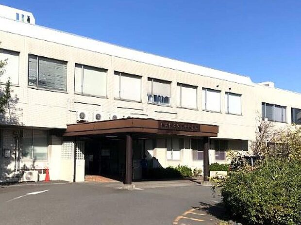 地域の一般病院として利用できる総合病院。様々な診療科があるので、いざという時にも大変心強いですね。