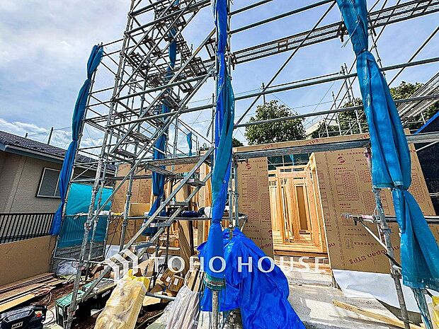 風を感じ青い空から太陽の恵みを感じるロケーション。