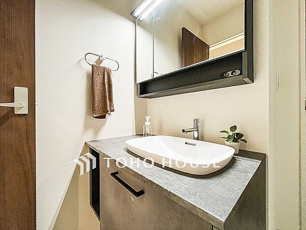 洗面台・洗面所ご家族の1日が始まり、1日の終わりを締めくくる洗面空間。