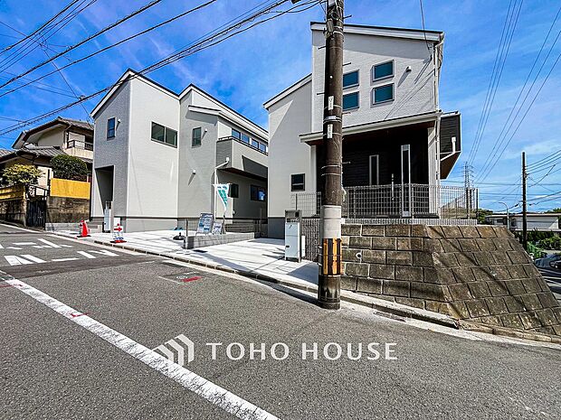 忙しく過ぎゆく日常を置き去るほど、ゆったりした時間が流れる住環境。