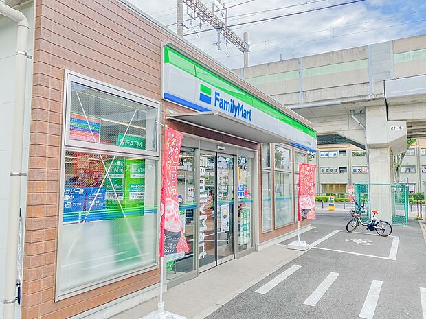 24時間営業ですので、急な買い物に便利です。