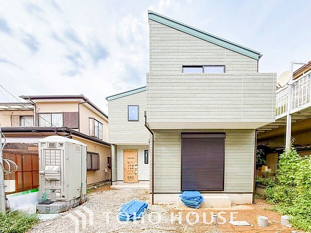 閑静な住宅街の一角、ひと時のくつろぎが生まれ、ゆっくりと愛着が育まれていきます。