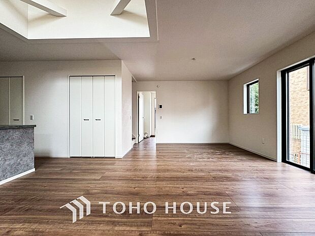 ご家族やお客様との時間など、多くの時を刻む空間。何気なく過ぎる時でさえも上質なひと時に。