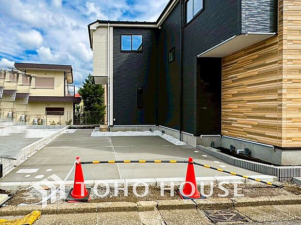 敷地内に駐車スペースがあると、日々の暮らしのをスムーズに運ぶ事が出来ます。