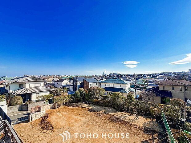 空に手が届きそうなほど視界が開けて開放感があります。