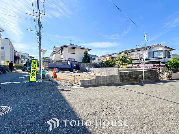 閑静な住宅地で小さなお子様がいるご家族にも安心な住環境が魅力です。